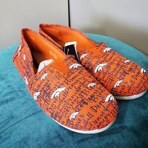 Denver Broncos NFL Slip On Shoes Womens Size XL 9-10 Orange Canvas Football  New